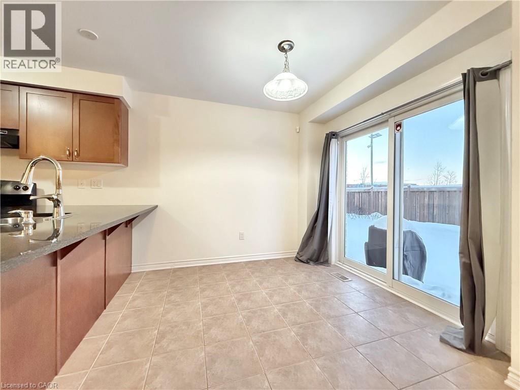 382 Grovehill Crescent Unit# Main, Kitchener, Ontario  N2R 0L5 - Photo 8 - 40791059