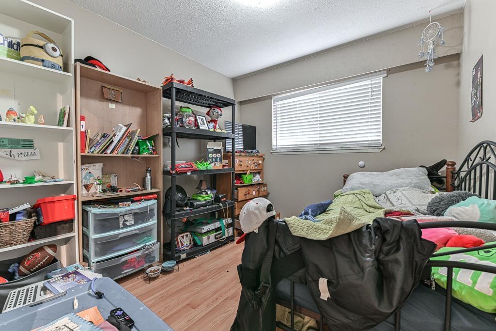 2561 Ross Road, Abbotsford, British Columbia  V4X 1J3 - Photo 20 - R3071780