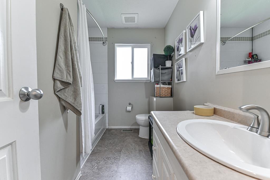 2561 Ross Road, Abbotsford, British Columbia  V4X 1J3 - Photo 25 - R3071780