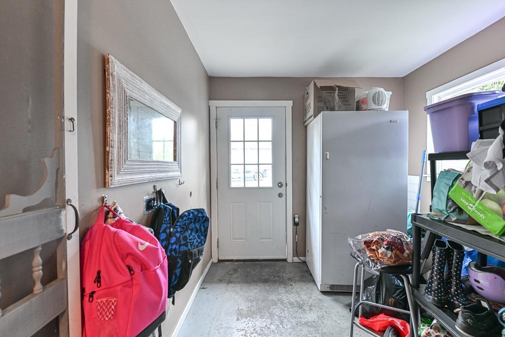 2561 Ross Road, Abbotsford, British Columbia  V4X 1J3 - Photo 28 - R3071780