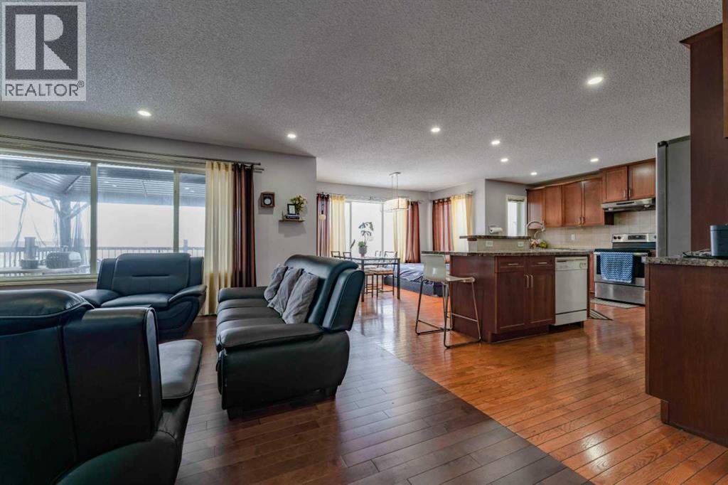 236 Willowmere Way, Chestermere, Alberta  T1X 0E1 - Photo 13 - A2273518