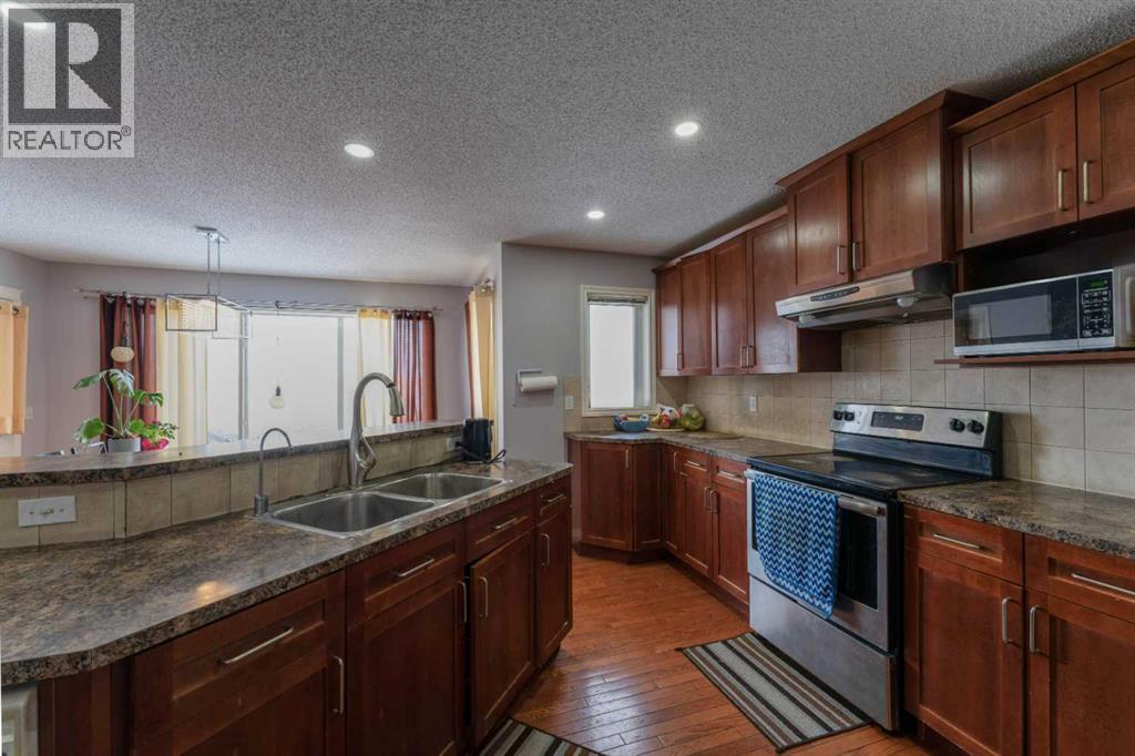 236 Willowmere Way, Chestermere, Alberta  T1X 0E1 - Photo 7 - A2273518