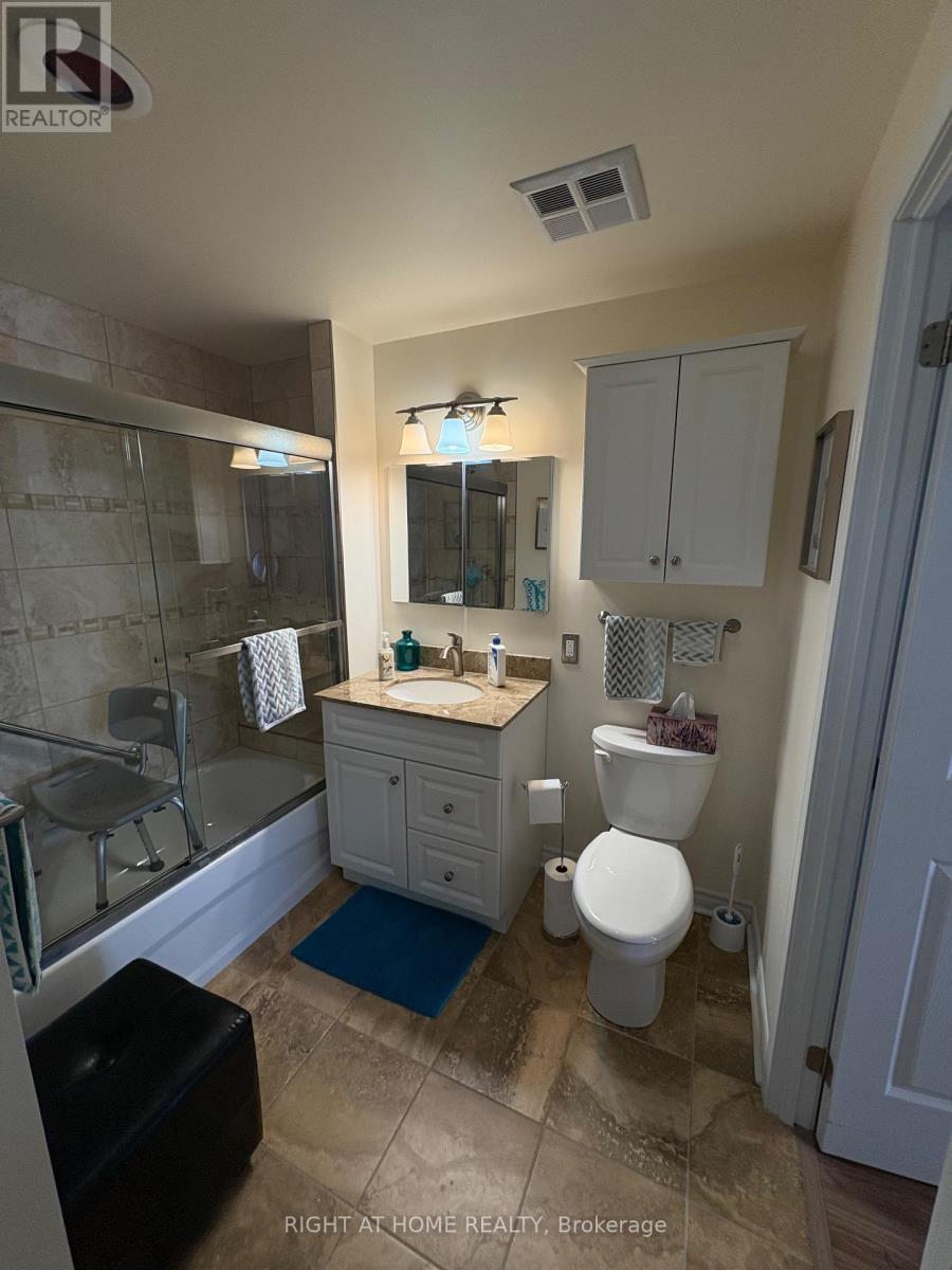 402 - 94 Dean Avenue, Barrie, Ontario L4N 0M3 - Photo 31 - S12591182