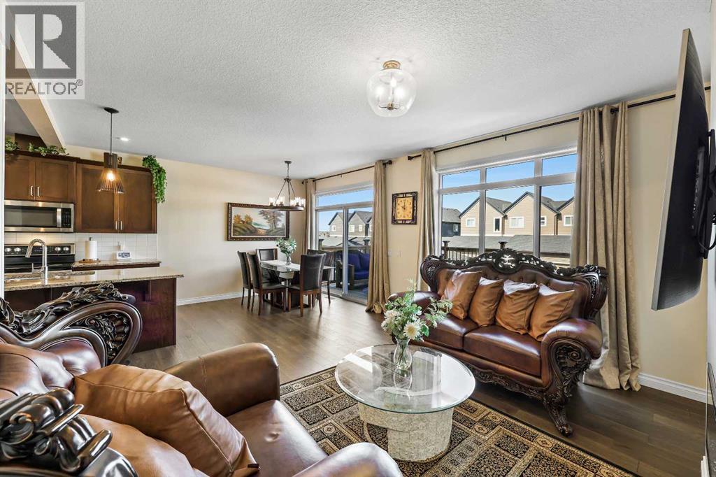 340 Lawthorn Way Se, Airdrie, Alberta  T4A 3M7 - Photo 9 - A2268711