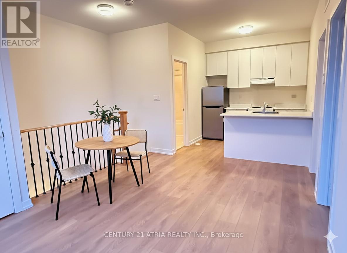 Coach House - 237 Webb Street, Markham, Ontario  L6B 0V5 - Photo 5 - N12603060