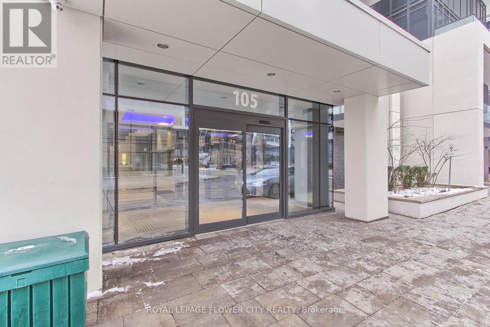 1502 - 105 Oneida Crescent, Richmond Hill, Ontario L4B 0G9 - Photo 3 - N12603066