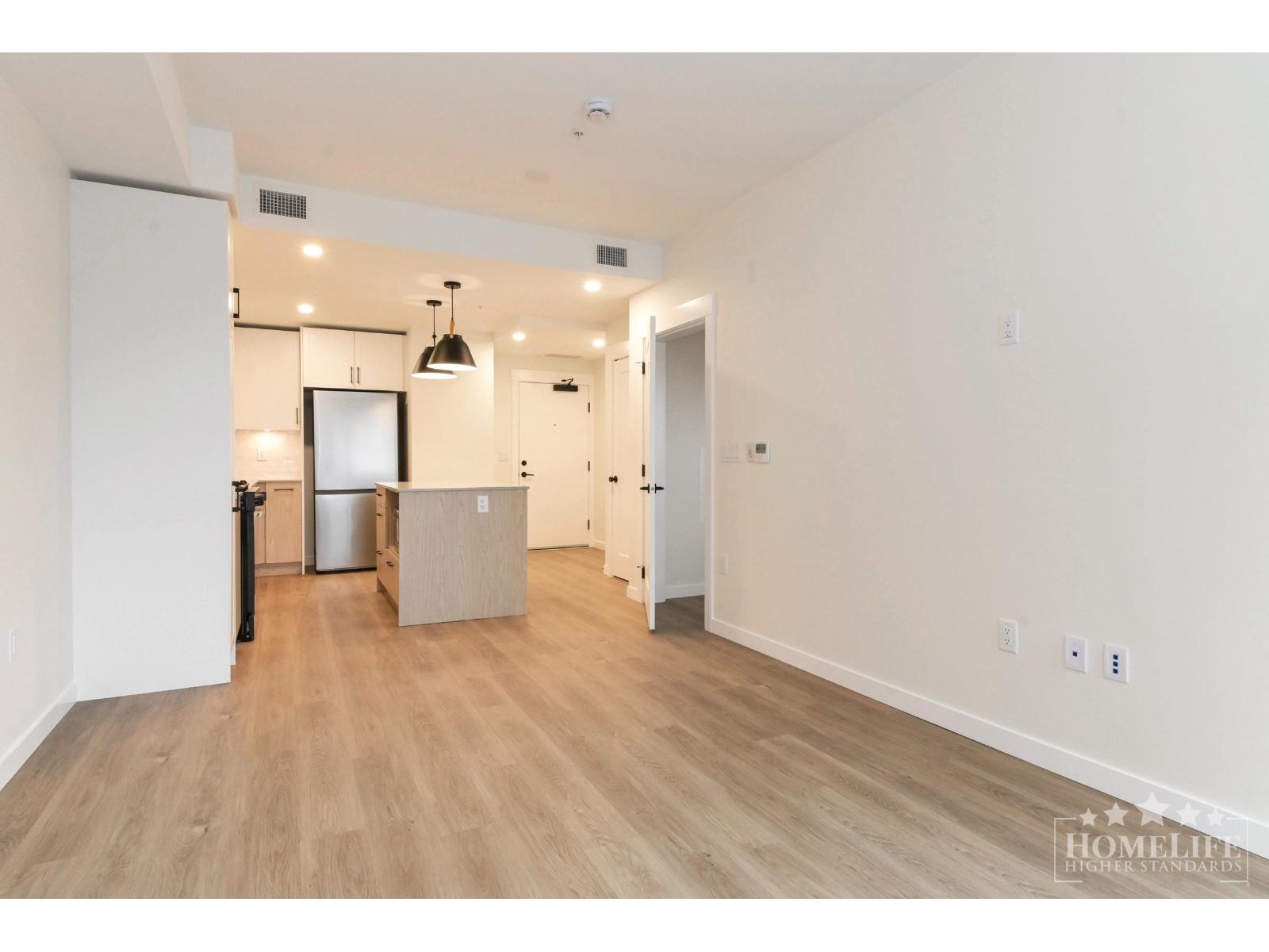 203 27249 Aldergrove Town Centre Drive, Langley, British Columbia V3S 2P5 - Photo 4 - R3072334