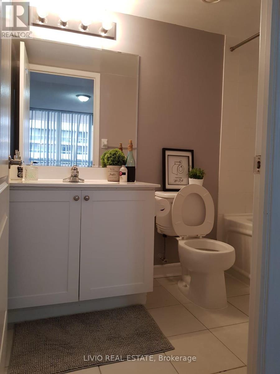 509 - 4080 Living Arts Drive, Mississauga, Ontario  L5B 4M8 - Photo 4 - W12600706