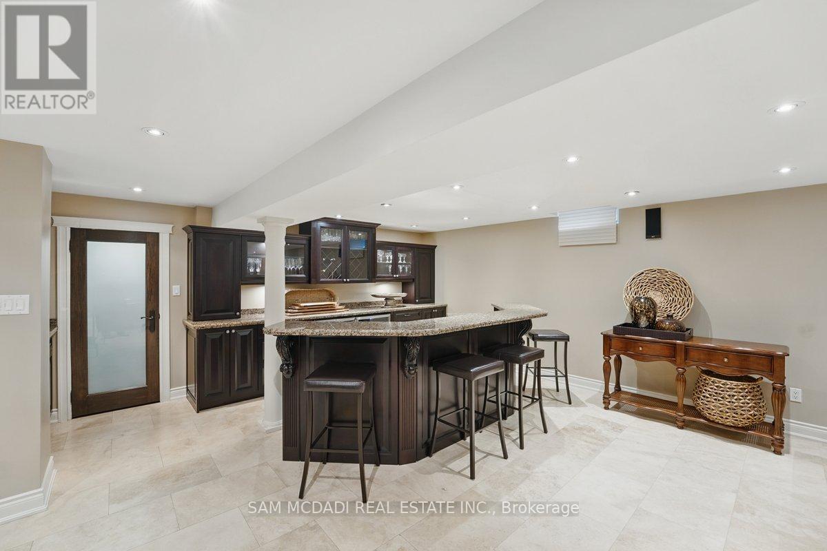 215 Anastasia Terrace, Mississauga, Ontario  L5B 3A5 - Photo 30 - W12603026