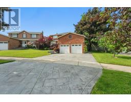 215 Anastasia Terrace, Mississauga (Cooksville), Ca