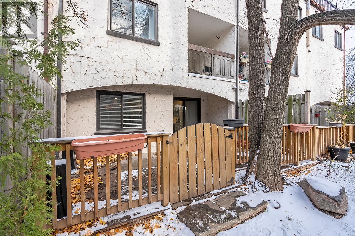 136 - 1058 Falgarwood Drive, Oakville, Ontario  L6H 2P3 - Photo 27 - W12603068