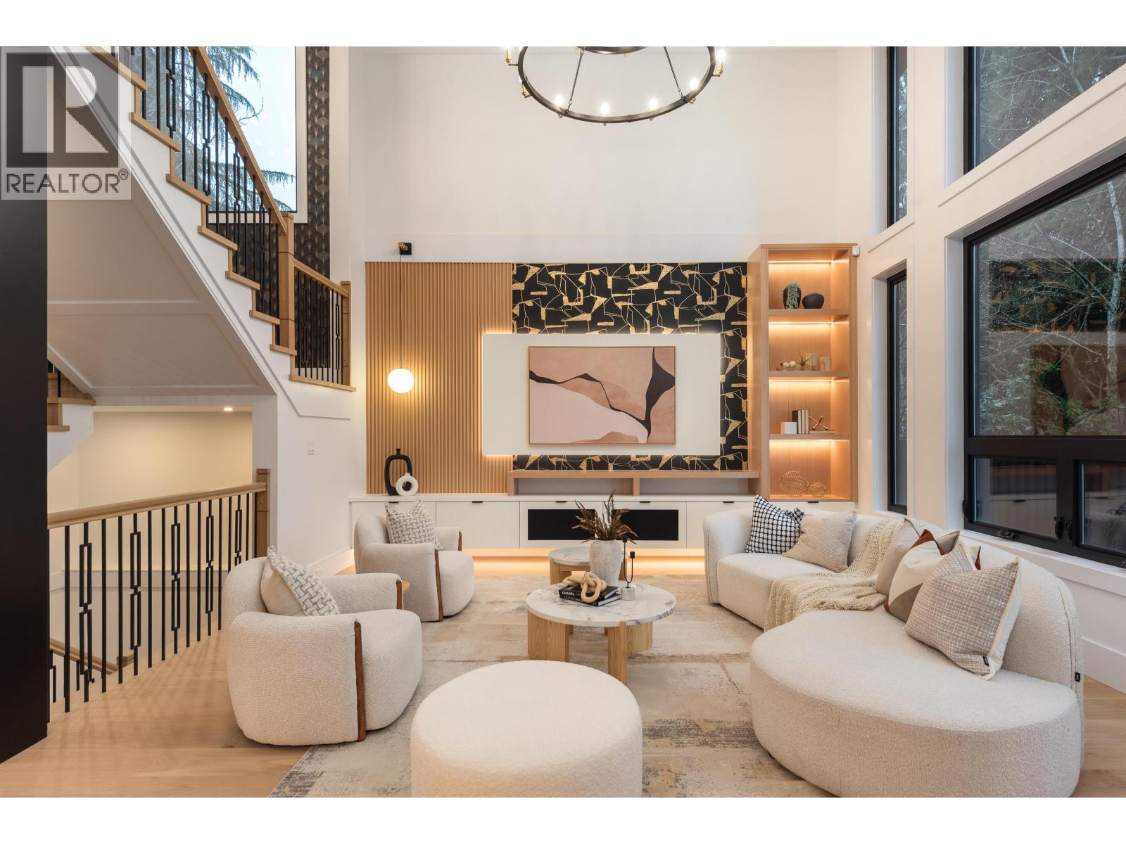 881 Porter Street, Coquitlam, British Columbia  V3J 5B9 - Photo 5 - R3072310