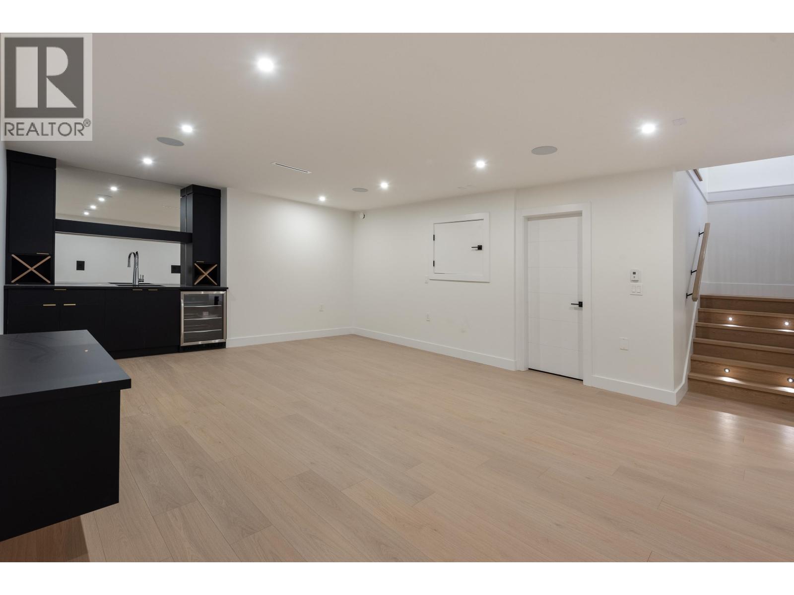 881 Porter Street, Coquitlam, British Columbia  V3J 5B9 - Photo 30 - R3072310