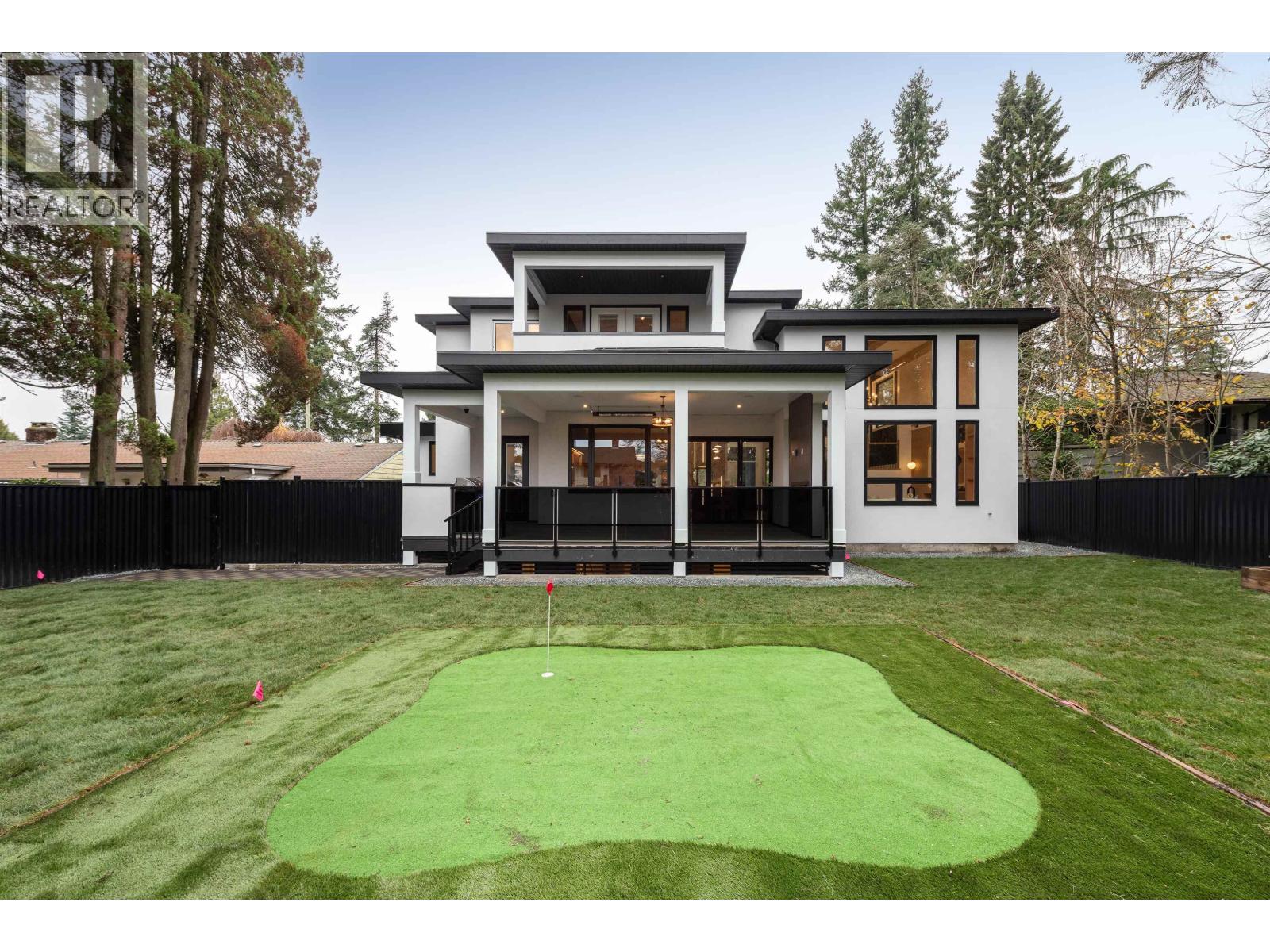 881 Porter Street, Coquitlam, British Columbia  V3J 5B9 - Photo 39 - R3072310