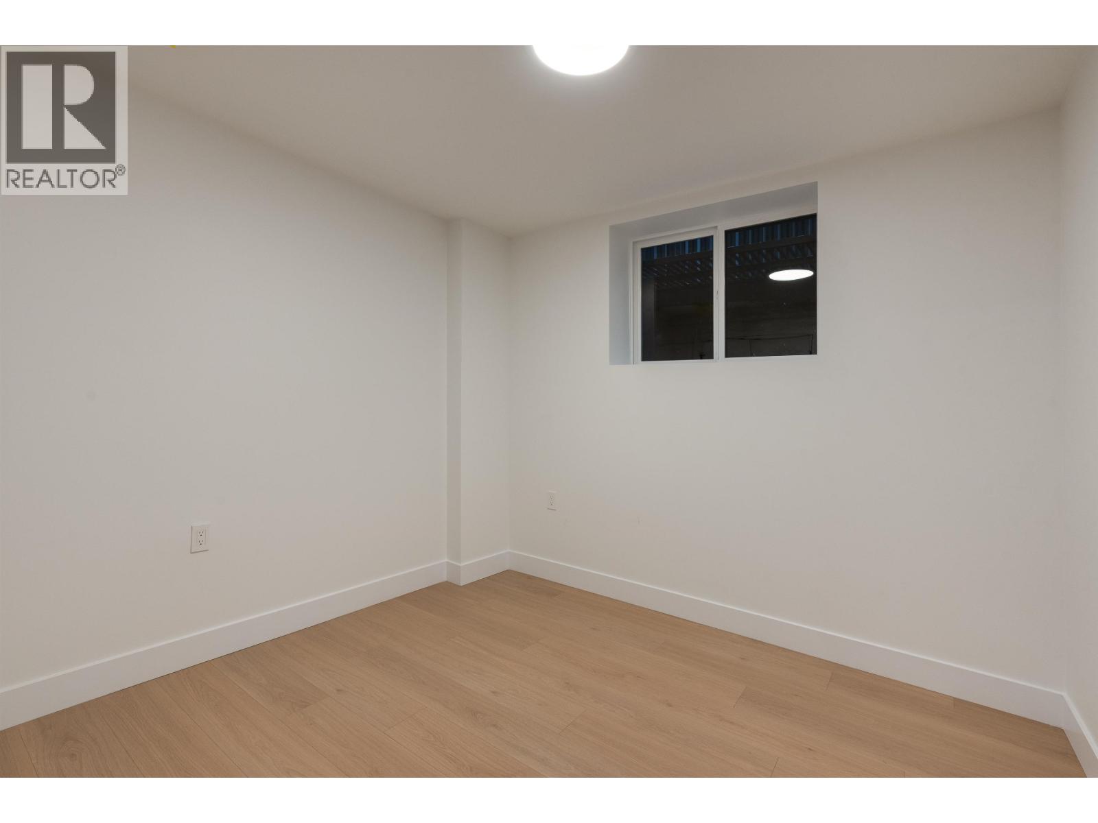 881 Porter Street, Coquitlam, British Columbia  V3J 5B9 - Photo 32 - R3072310