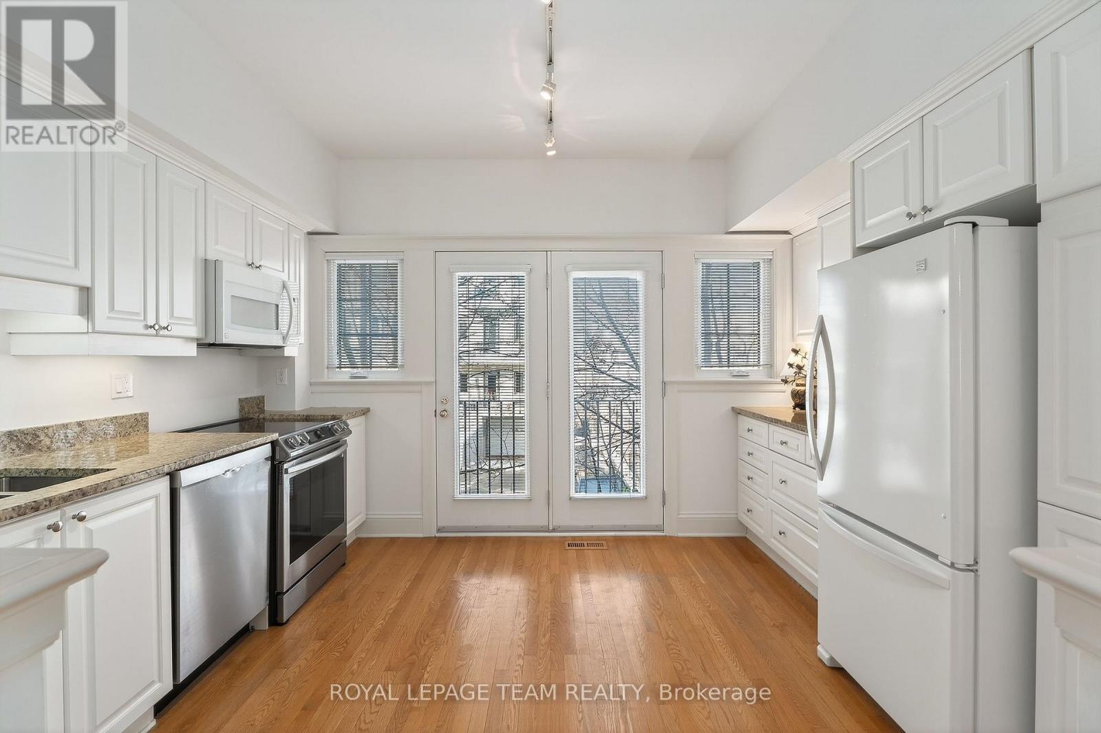 207 First Avenue, Ottawa, Ontario  K1S 2G5 - Photo 17 - X12603080