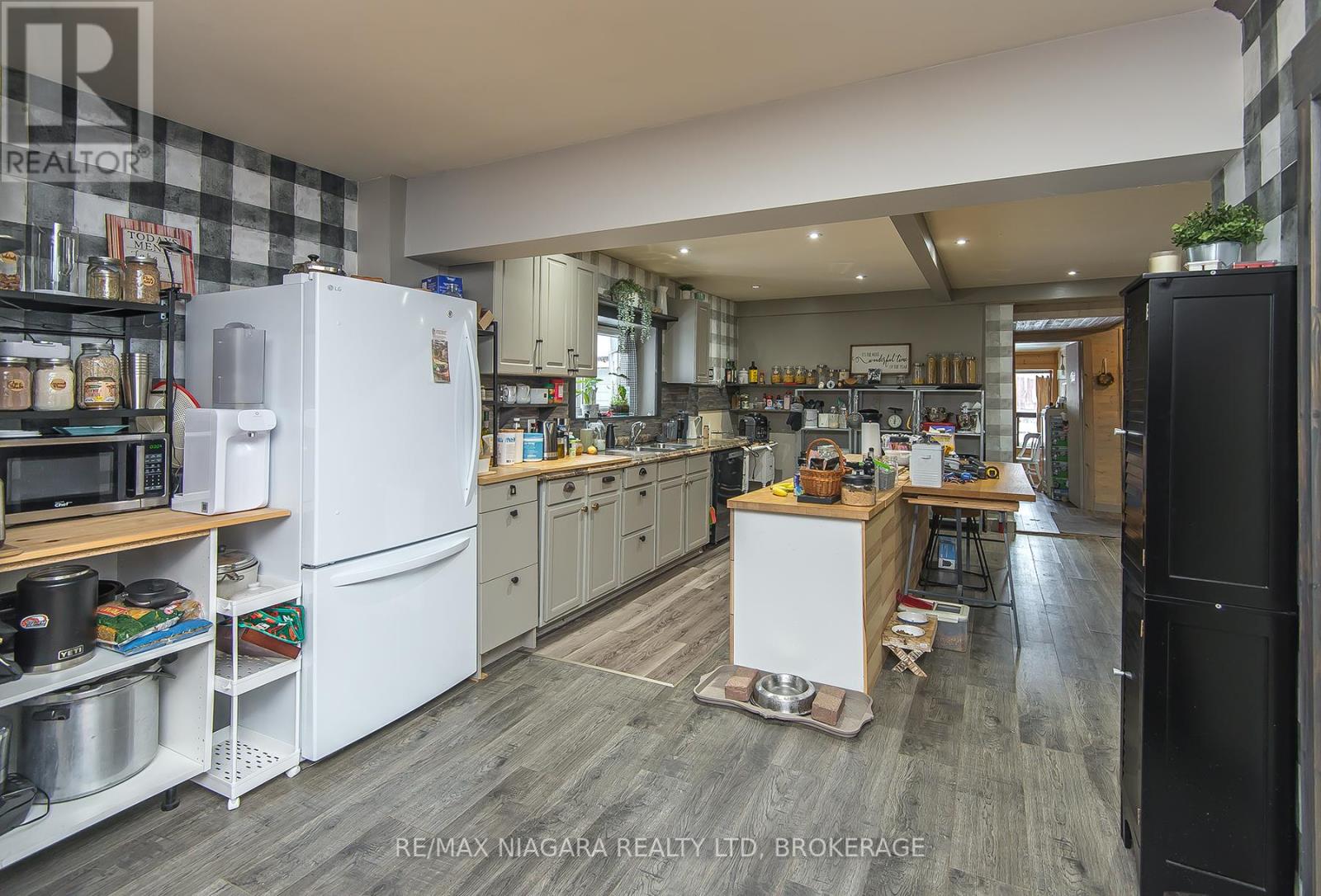 1937 Brookfield Road, Port Colborne, Ontario  L3K 5V3 - Photo 15 - X12603122