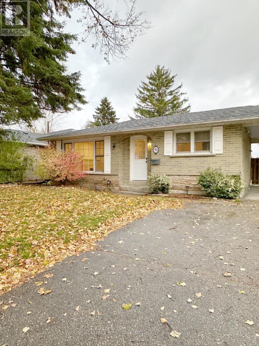 93 Hill Drive, Aurora, Ontario L4G 3A9 - Photo 2 - N12480052