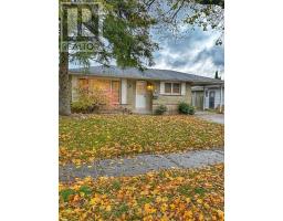 93 HILL DRIVE, Aurora, Ontario