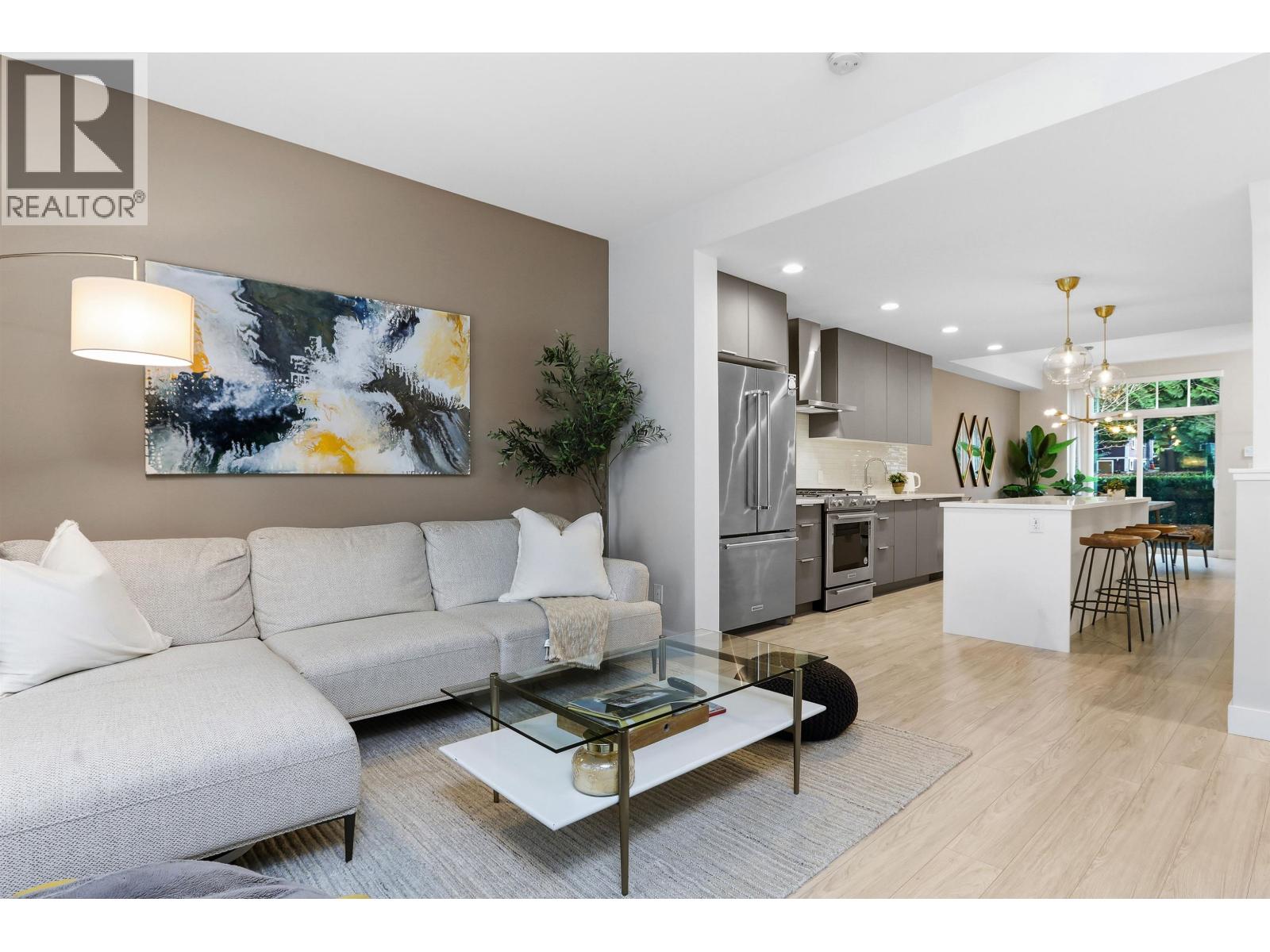 2126 St Johns Street Street, Port Moody, British Columbia  V3H 0J5 - Photo 1 - R3071971