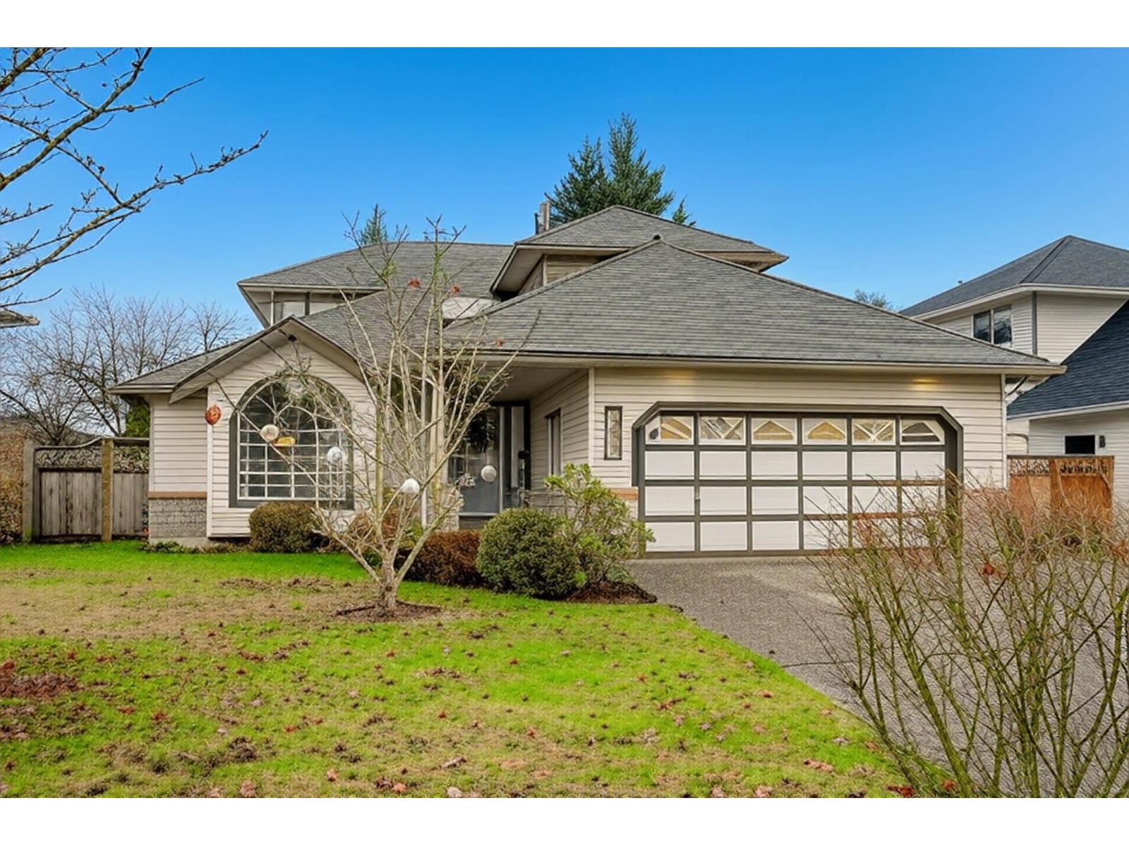 18586 62 Avenue, Surrey, British Columbia  V3S 7R1 - Photo 2 - R3072004