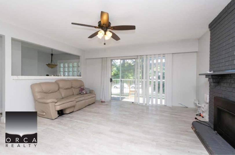 15167 108 Avenue, Surrey, British Columbia  V3R 1W5 - Photo 3 - R3072352