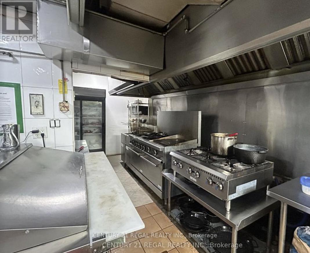 869 Dundas Street W, Toronto, Ontario  M6J 1V6 - Photo 11 - C12603072