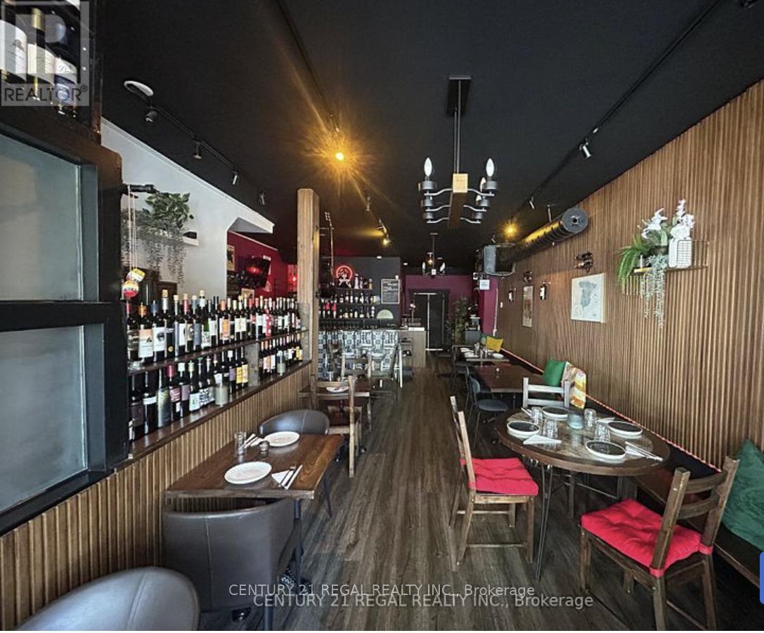 869 Dundas Street W, Toronto, Ontario  M6J 1V6 - Photo 4 - C12603072