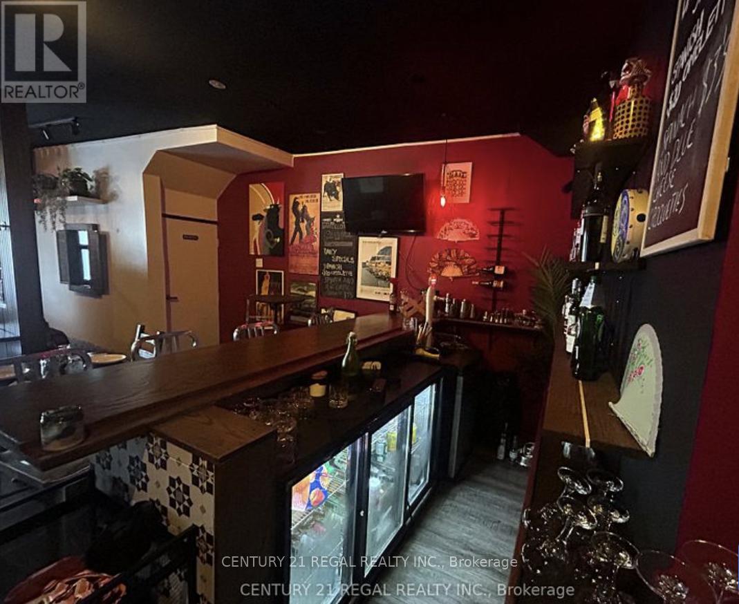 869 Dundas Street W, Toronto, Ontario  M6J 1V6 - Photo 7 - C12603072