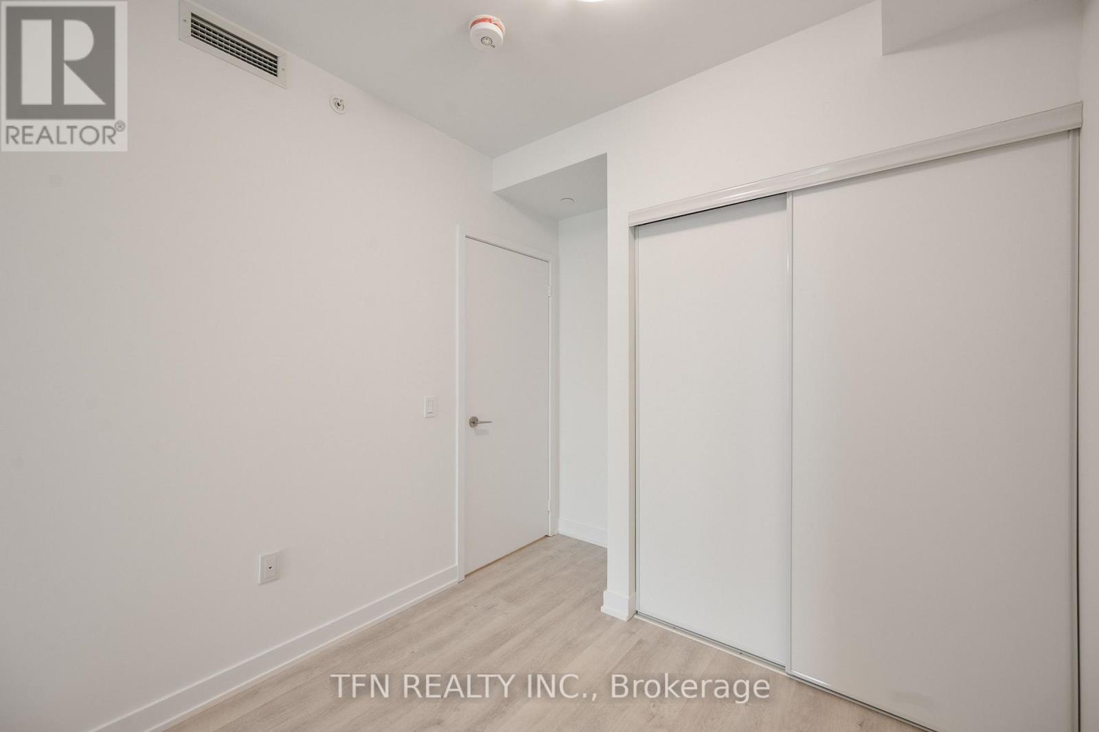 612 - 15 Richardson Street, Toronto, Ontario  M5A 0Y5 - Photo 12 - C12603114