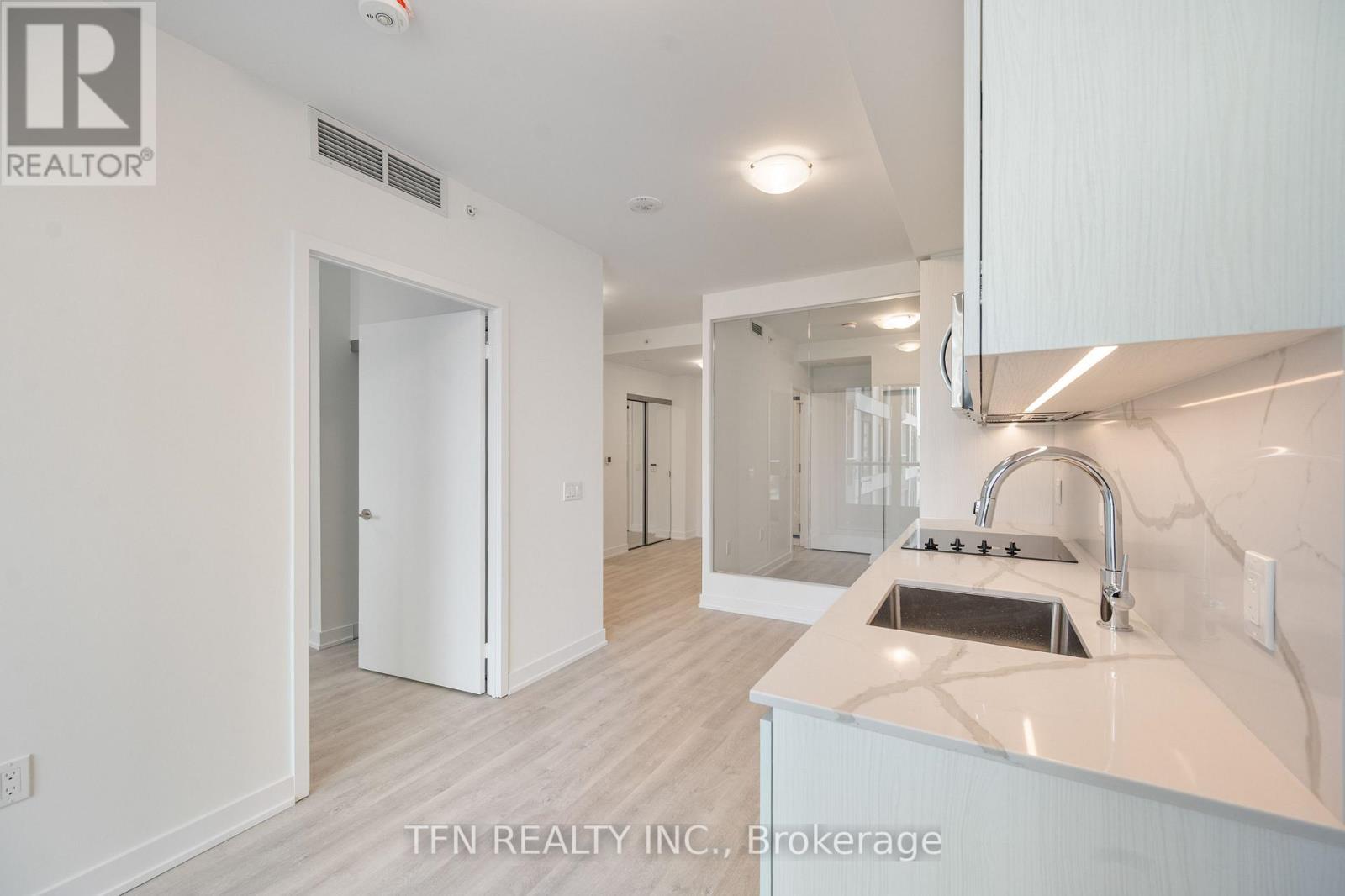 612 - 15 Richardson Street, Toronto, Ontario  M5A 0Y5 - Photo 5 - C12603114