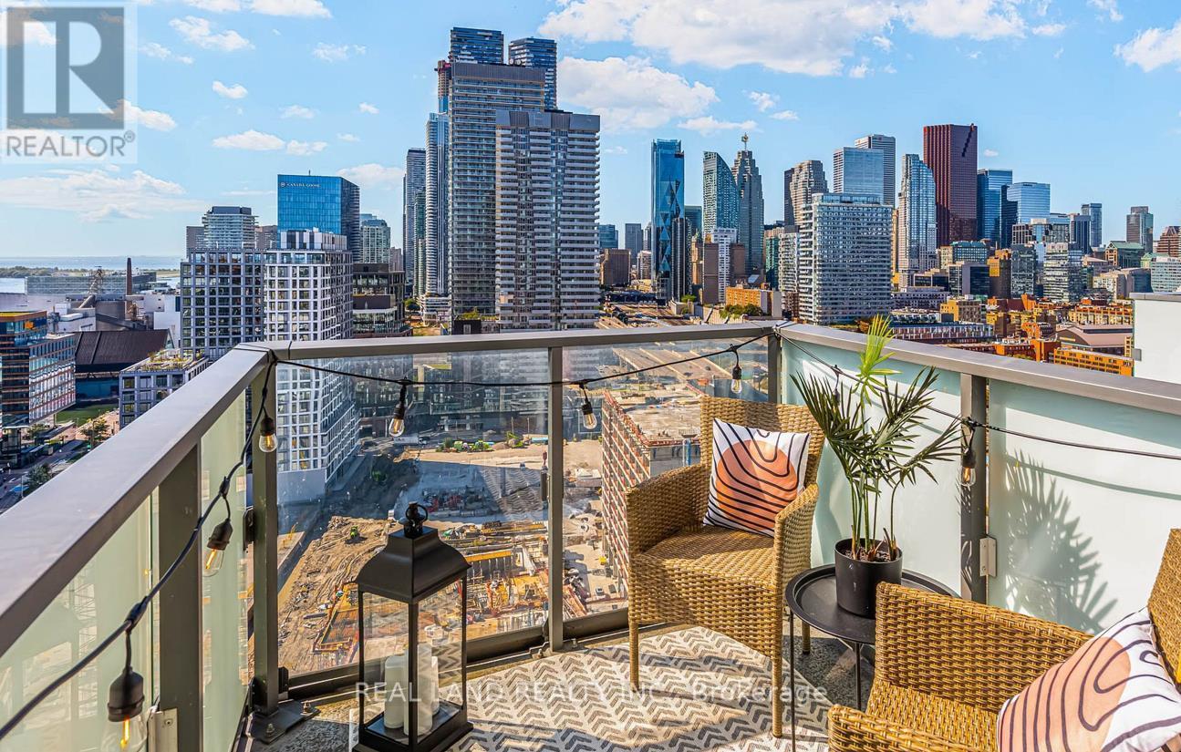 2009 - 16 Bonnycastle Street, Toronto, Ontario  M5A 0C9 - Photo 11 - C12603120