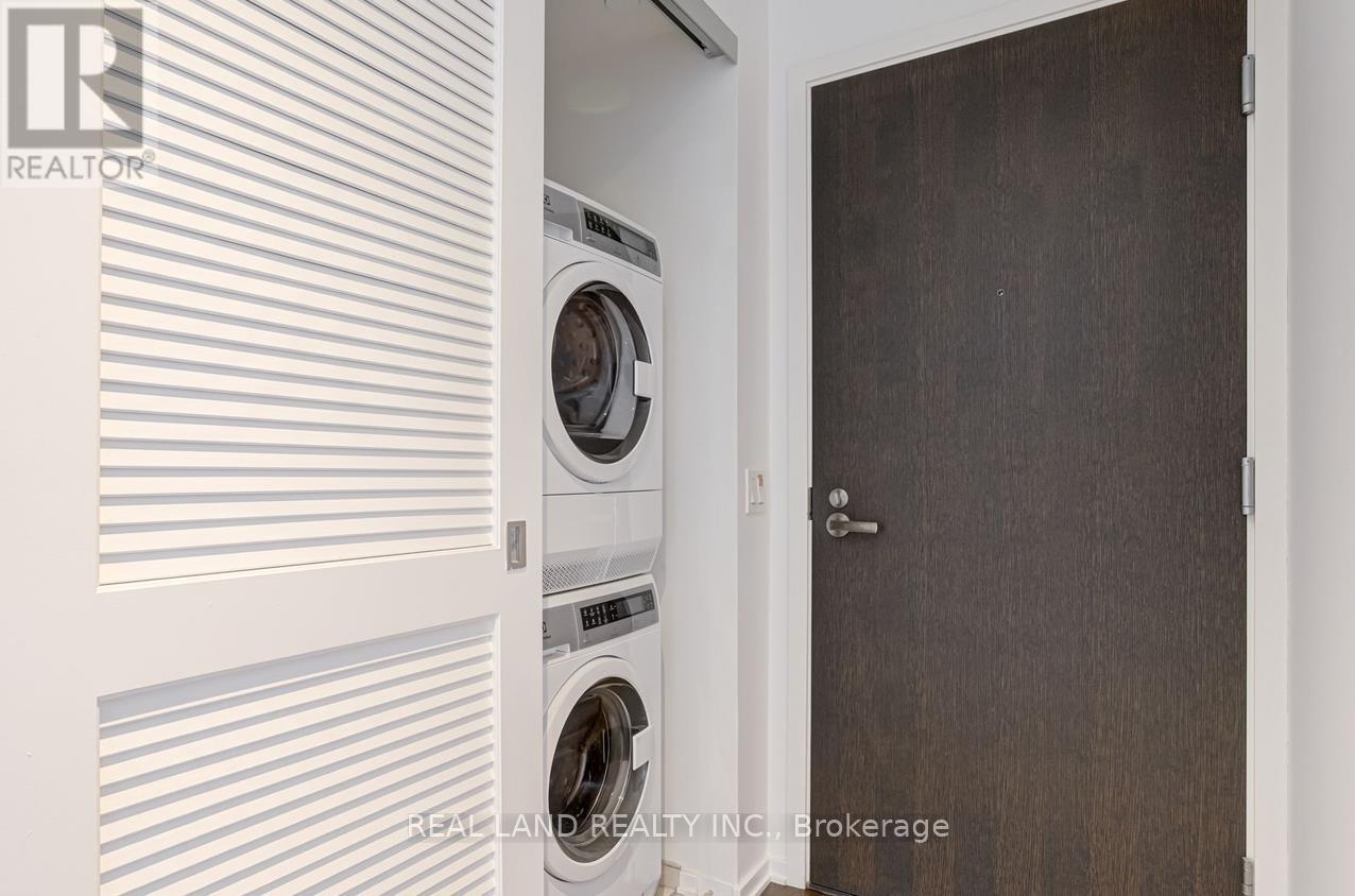 2009 - 16 Bonnycastle Street, Toronto, Ontario  M5A 0C9 - Photo 12 - C12603120