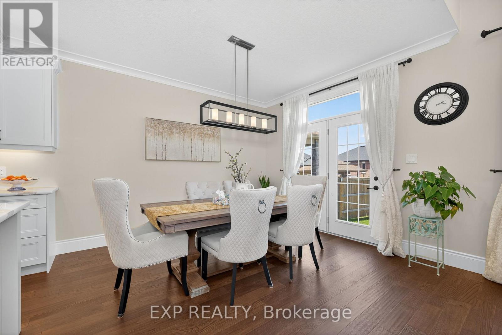 116 Spencer Avenue, Lucan Biddulph, Ontario  N0M 2J0 - Photo 7 - X12426635