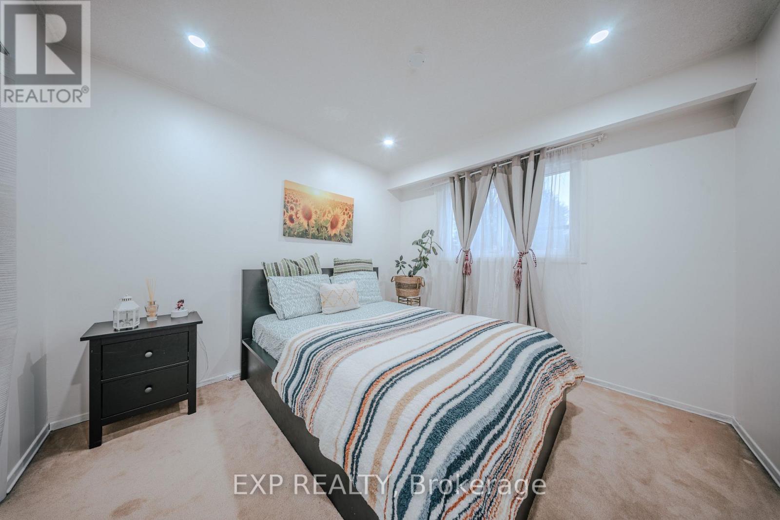 1187 Skylark Avenue, Oshawa, Ontario  L1K 1G8 - Photo 12 - E12603110