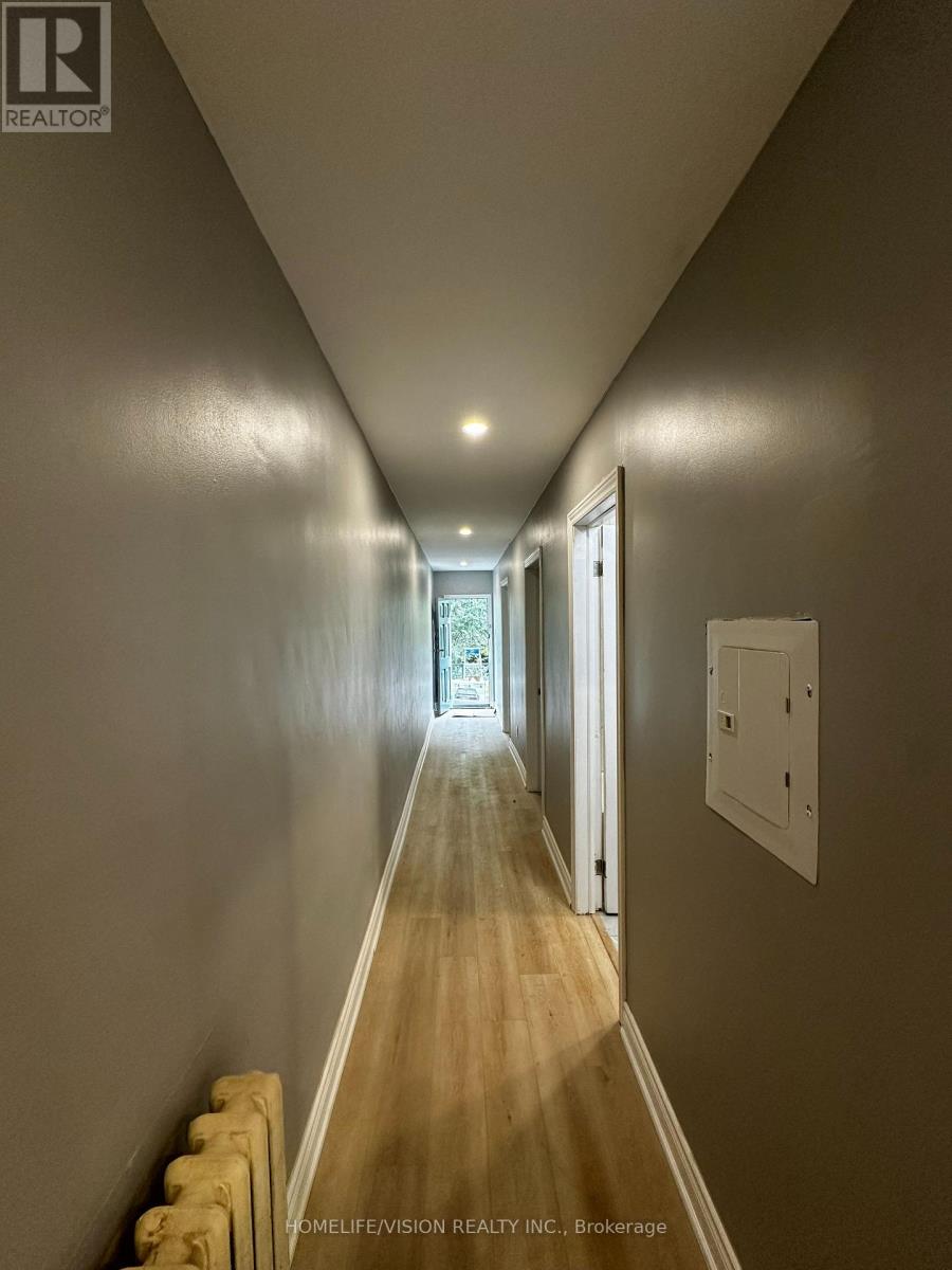 A - 2877 St Clair Avenue E, Toronto, Ontario  M4B 1N4 - Photo 10 - E12603126