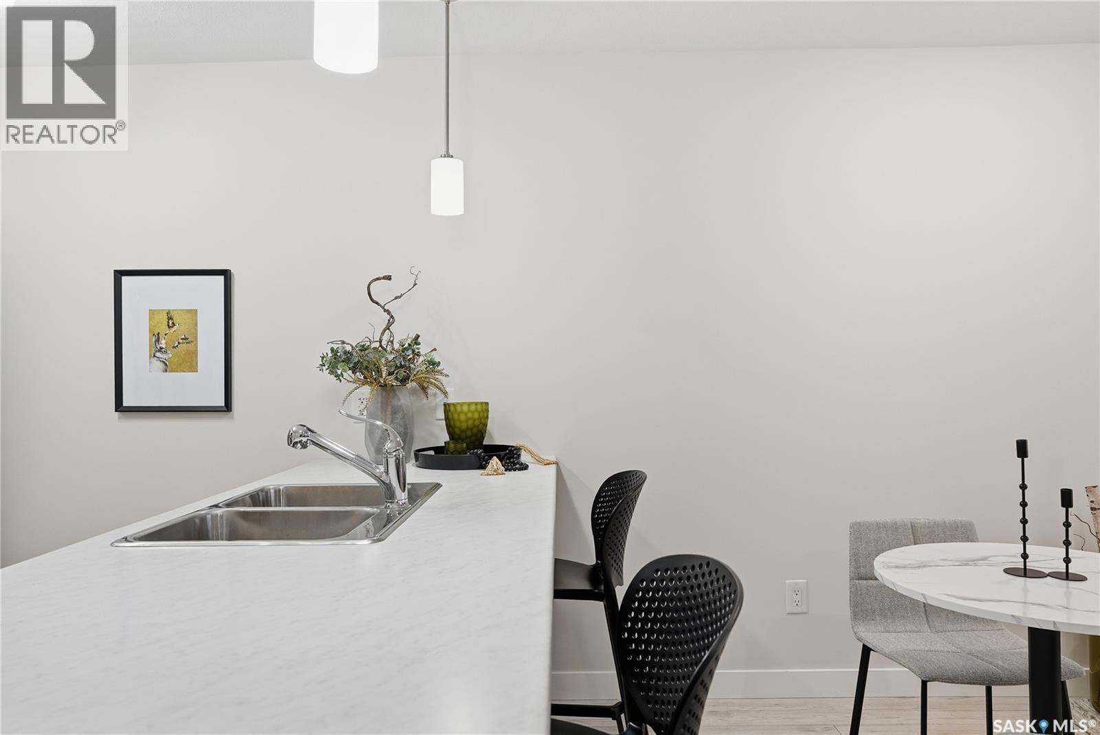 210 315 Dickson Crescent, Saskatoon, Saskatchewan  S7T 0Z1 - Photo 16 - SK025237