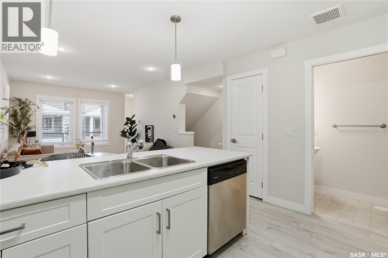 210 315 Dickson Crescent, Saskatoon, Saskatchewan  S7T 0Z1 - Photo 20 - SK025237