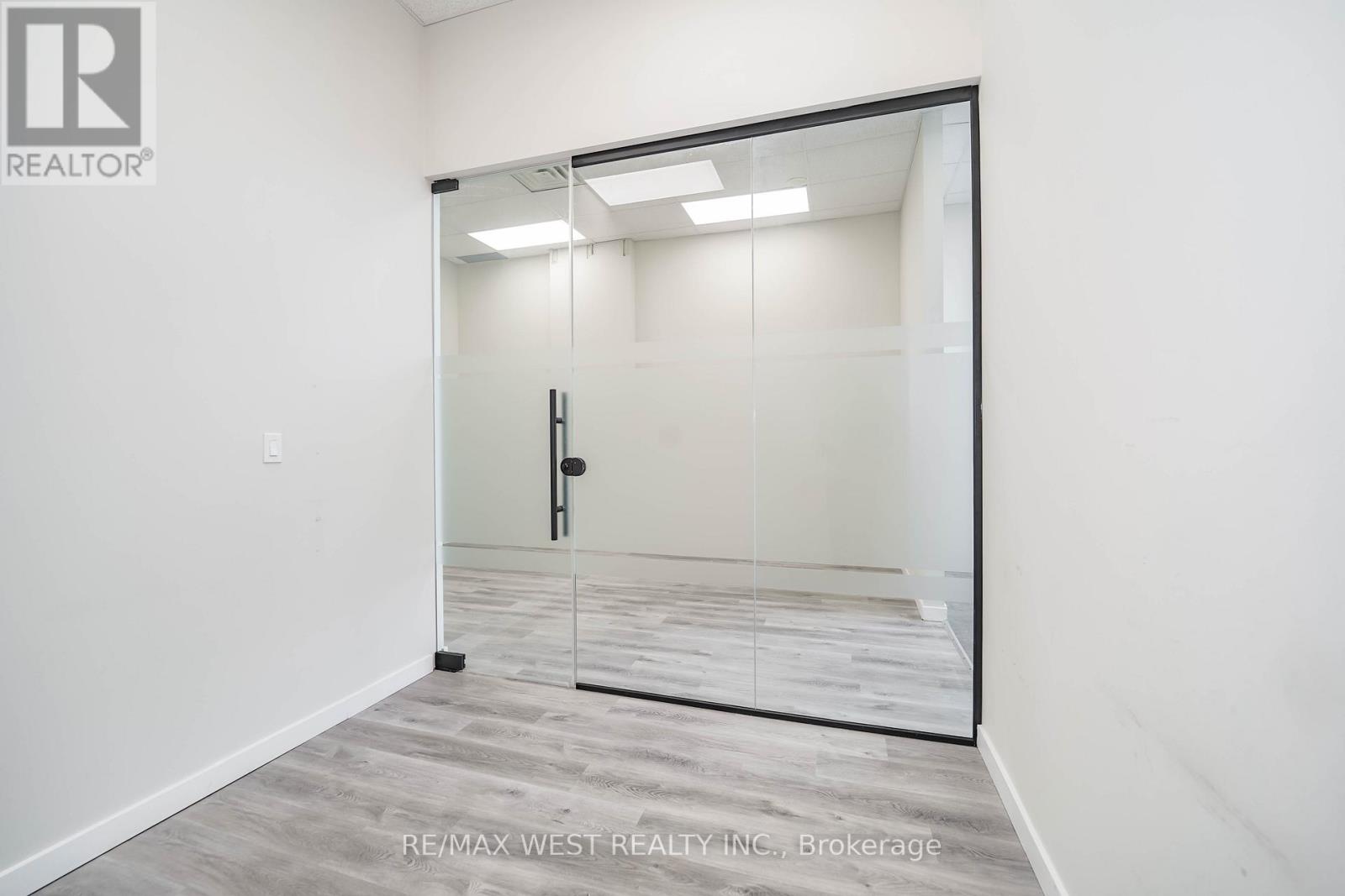 116-117 - 9560 Markham Road, Markham, Ontario  L6E 0N6 - Photo 5 - N12603074