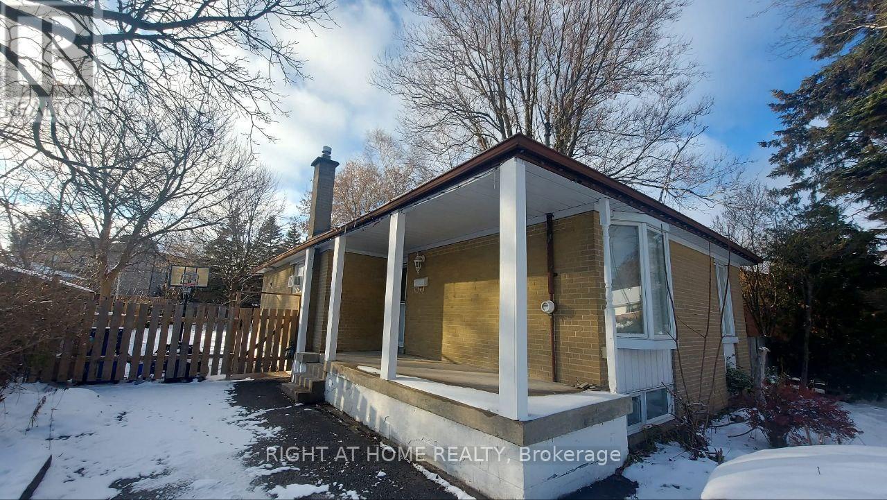 MAIN - 38 STODDART DRIVE, aurora (aurora highlands), Ontario