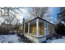MAIN - 38 STODDART DRIVE, Aurora, Ontario