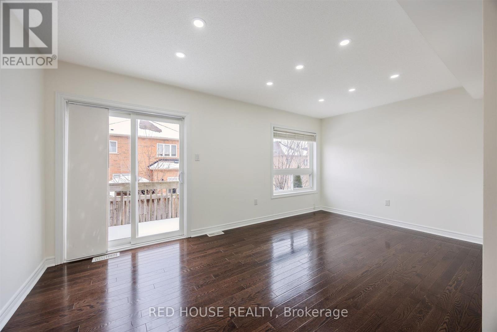 39 Harvest Hills Boulevard, East Gwillimbury, Ontario  L9N 0A6 - Photo 14 - N12603098