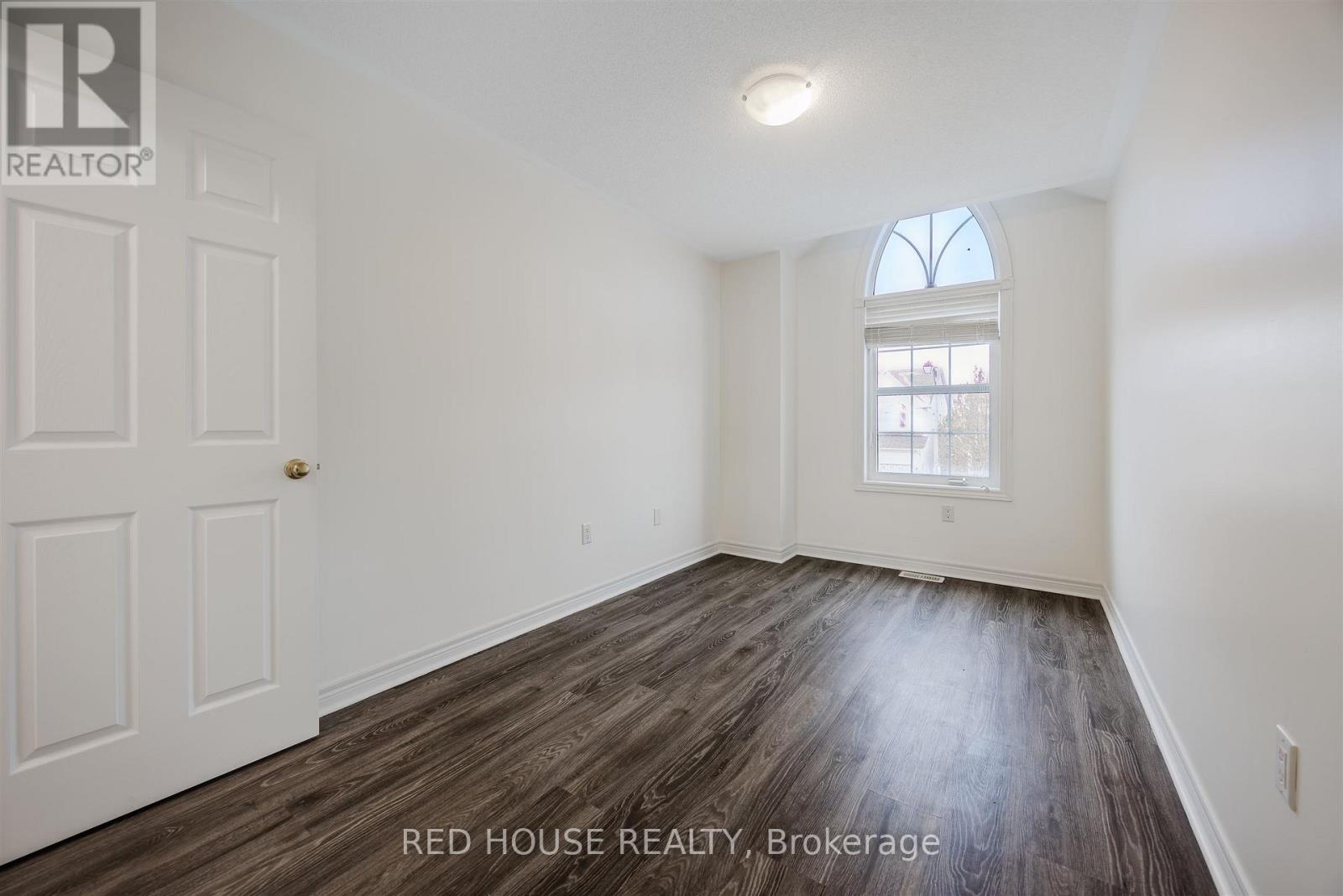 39 Harvest Hills Boulevard, East Gwillimbury, Ontario  L9N 0A6 - Photo 33 - N12603098