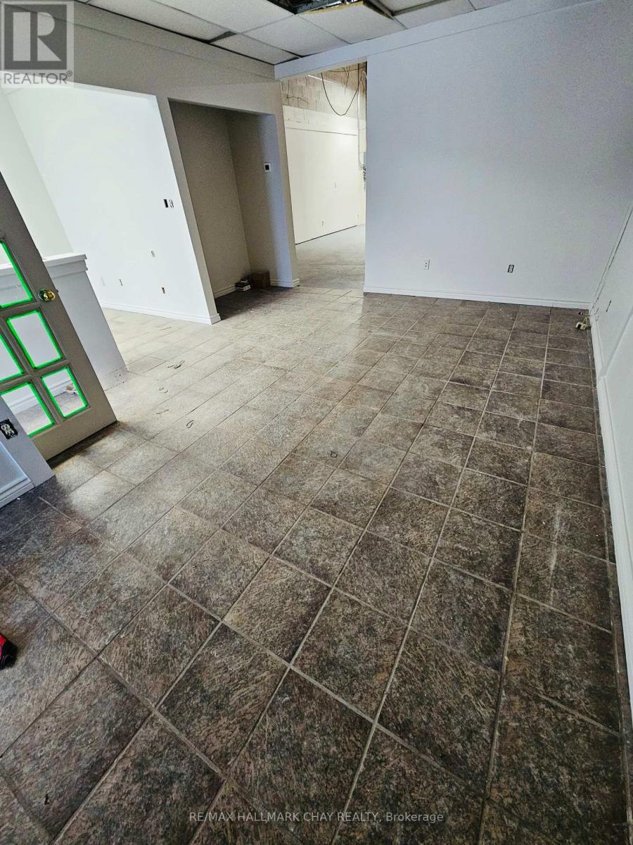 5 - 9 Ontario Street, Orillia, Ontario  L3V 6H1 - Photo 3 - S12603104