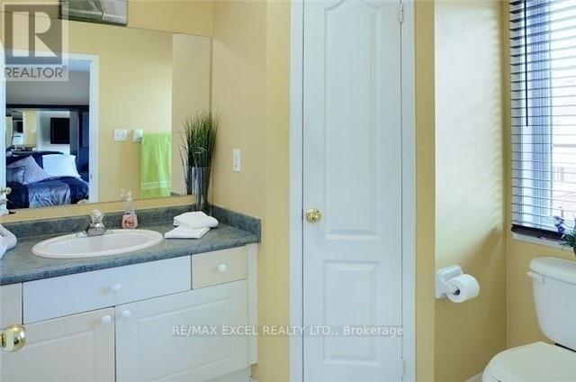 95 Bunchberry Way, Brampton, Ontario  L6R 2E8 - Photo 20 - W12603102