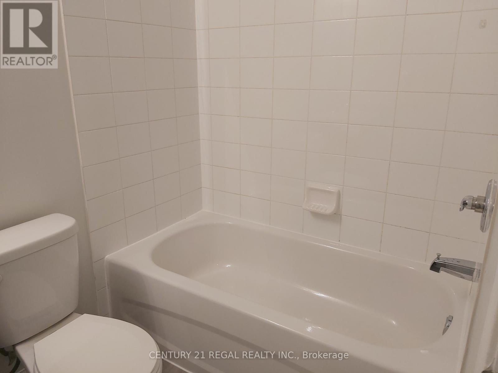 178 - 250 Sunny Meadow Boulevard, Brampton, Ontario  L6R 3Y6 - Photo 10 - W12603128