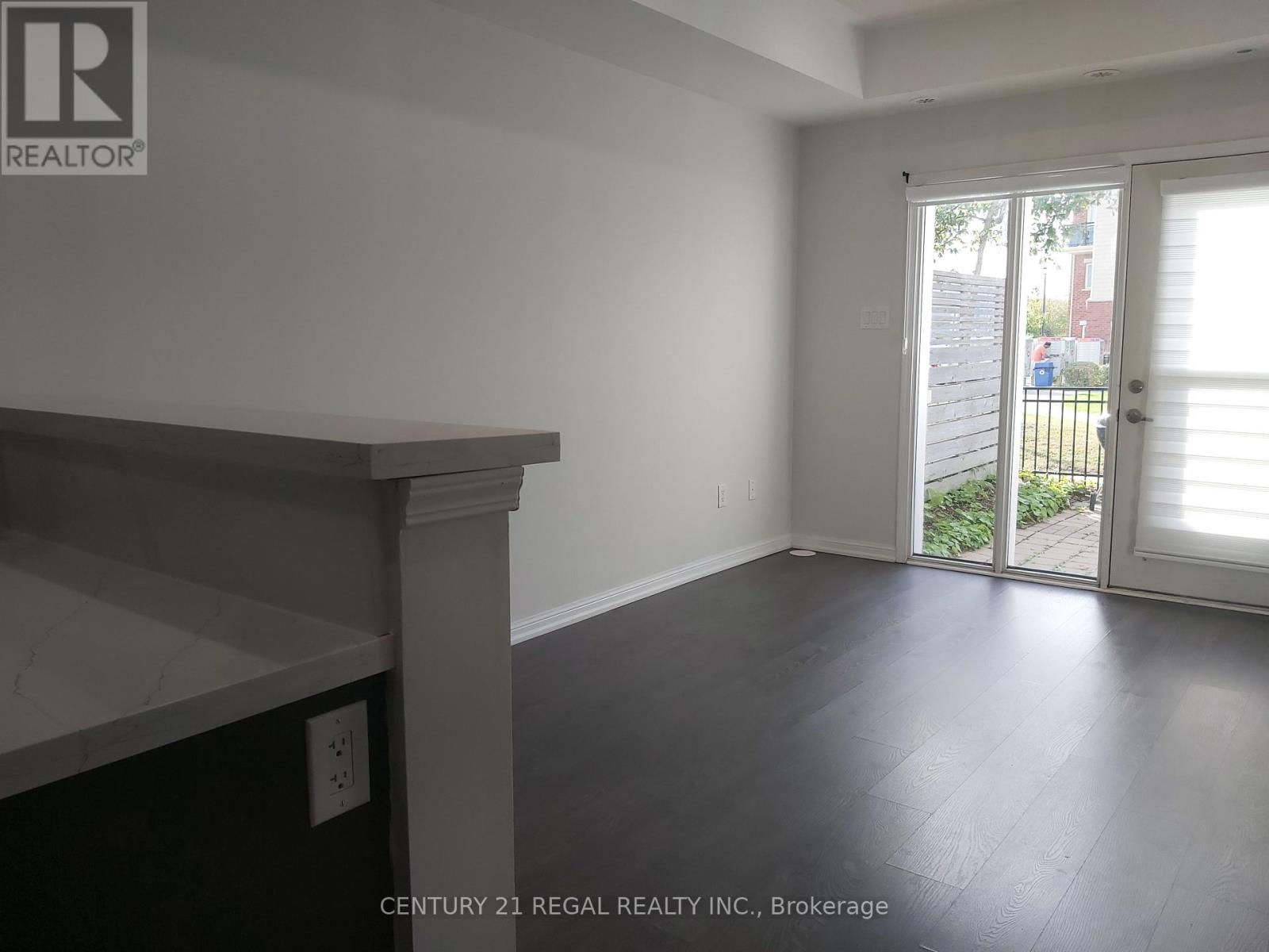 178 - 250 Sunny Meadow Boulevard, Brampton, Ontario  L6R 3Y6 - Photo 6 - W12603128