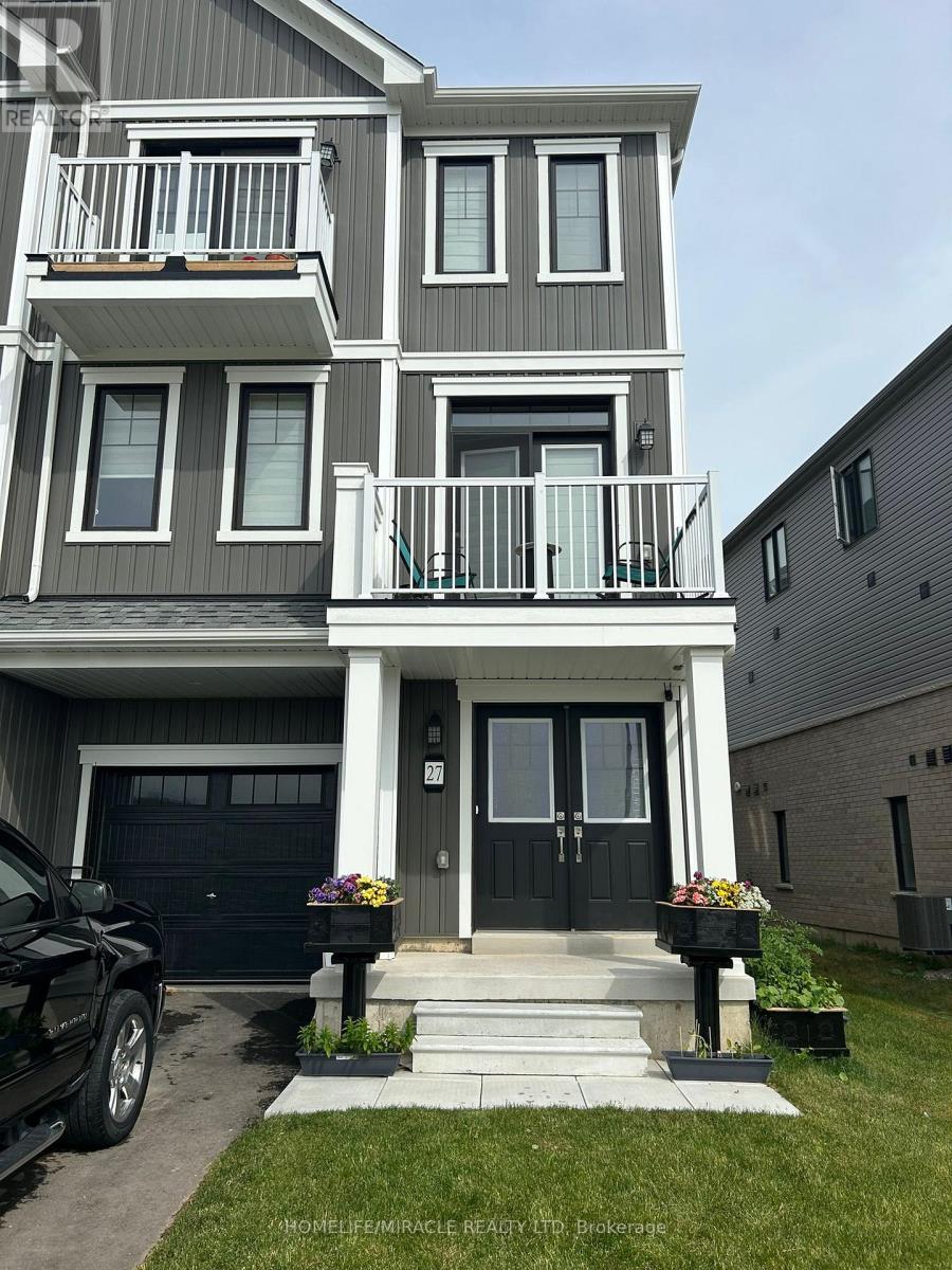 27 Central Market Drive, Haldimand, Ontario  N3W 0J3 - Photo 2 - X12603078