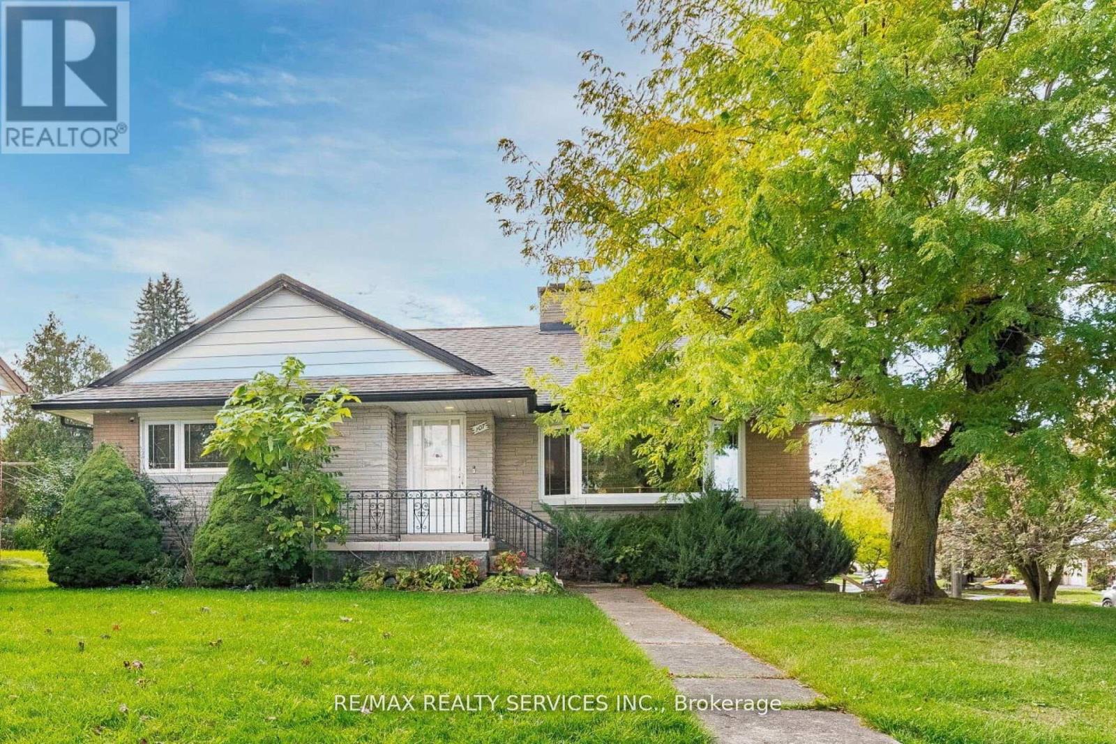 107 Weber Street S, Waterloo, Ontario  N2J 2A4 - Photo 3 - X12603108