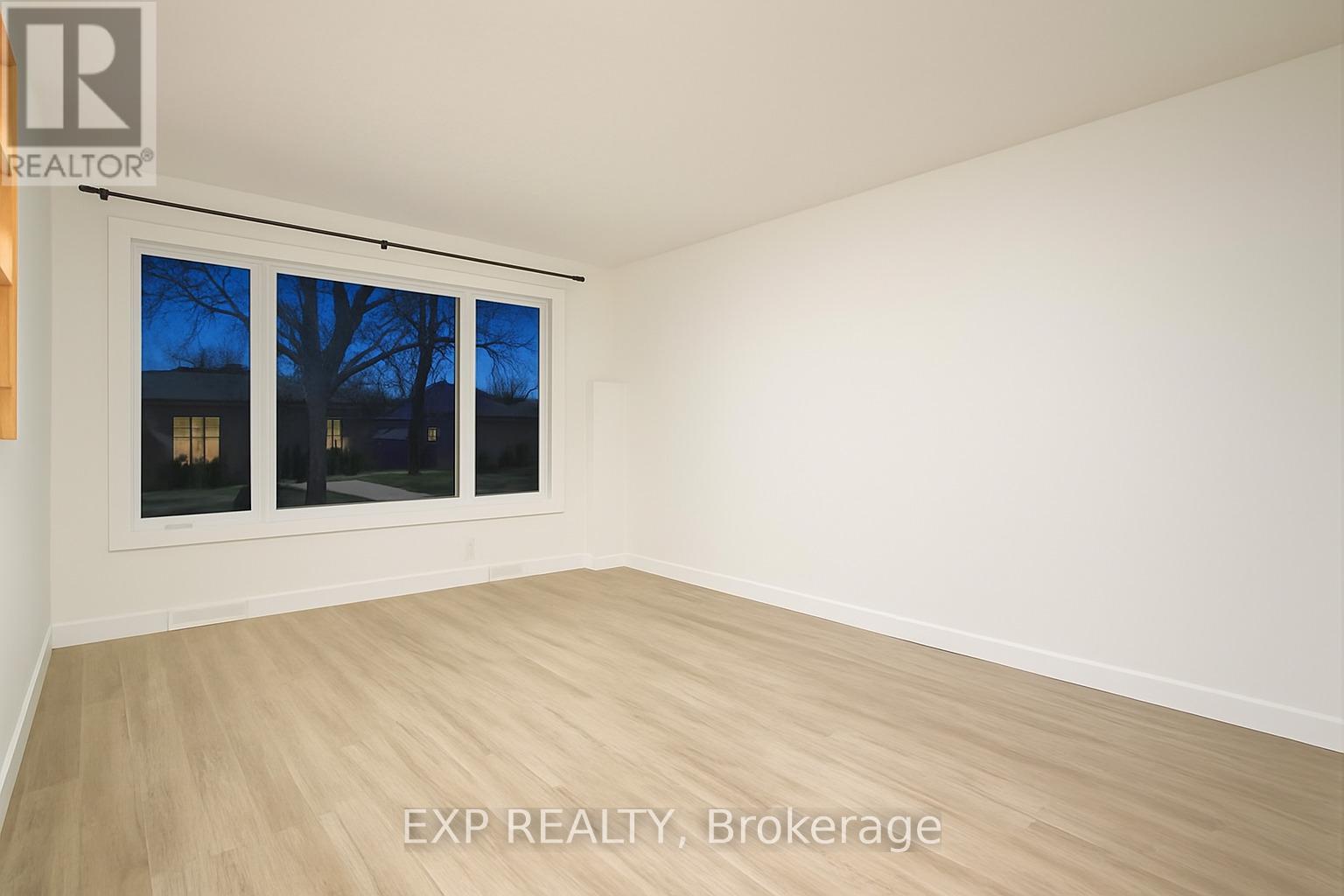 Upper - 62 Harold Avenue, Kitchener, Ontario N2A 2H8 - Photo 3 - X12603130